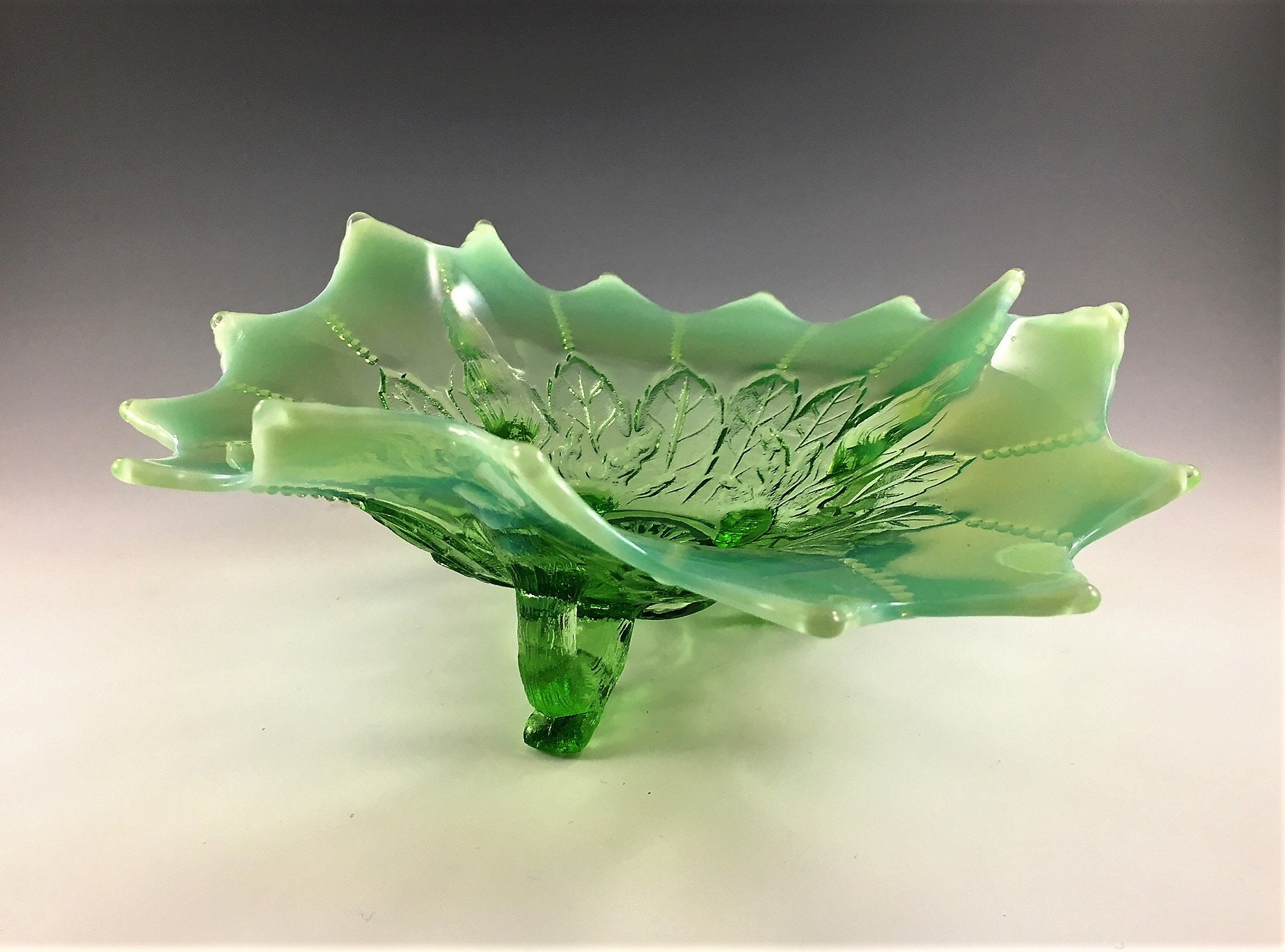 Northwood 3Toed Footed Bowl Leaf and Beads Pattern Twig Foot