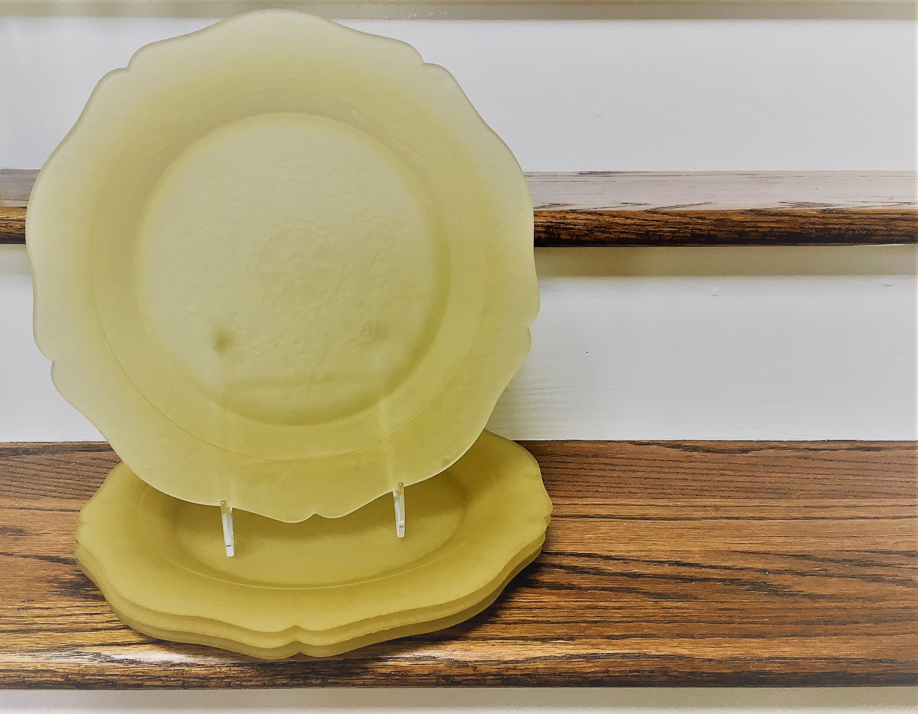 Set of 4 Amber Depression Glass Dinner Plates Federal Glass