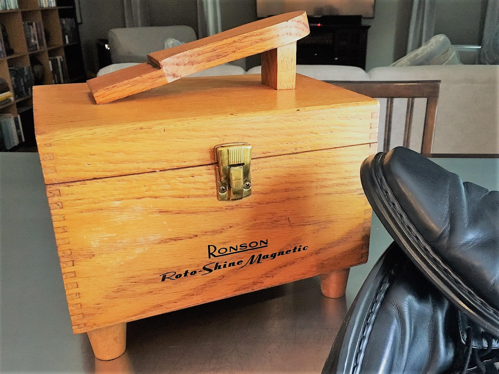 ronson shoe shine box
