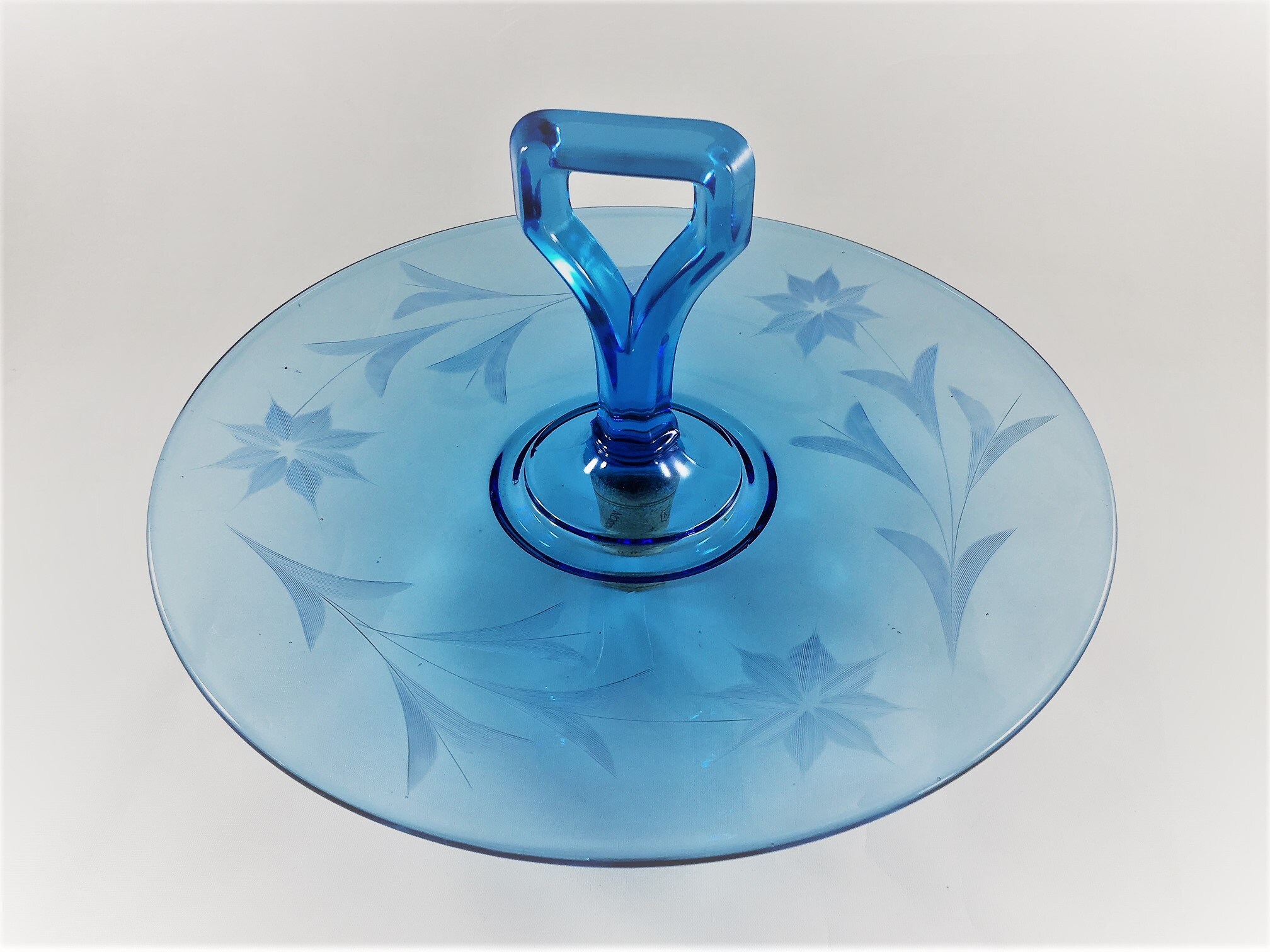 Vintage Cambridge Blue Glass Center Handled Server (CHS) Round