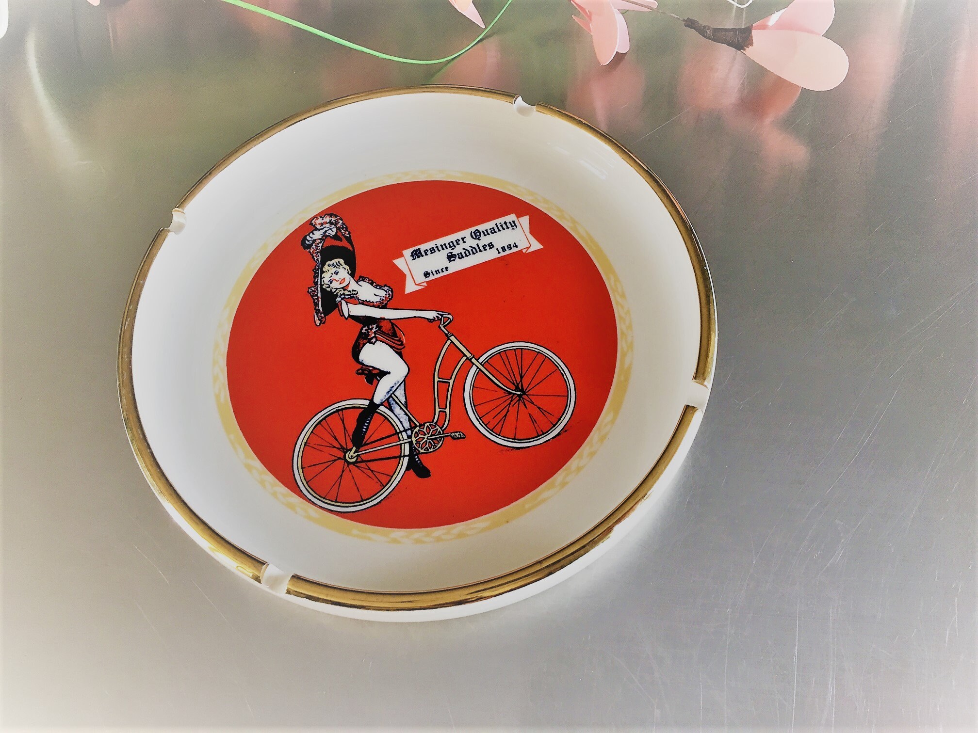 Rare Vintage Bicycle Advertising Mesinger Quality Saddles Round