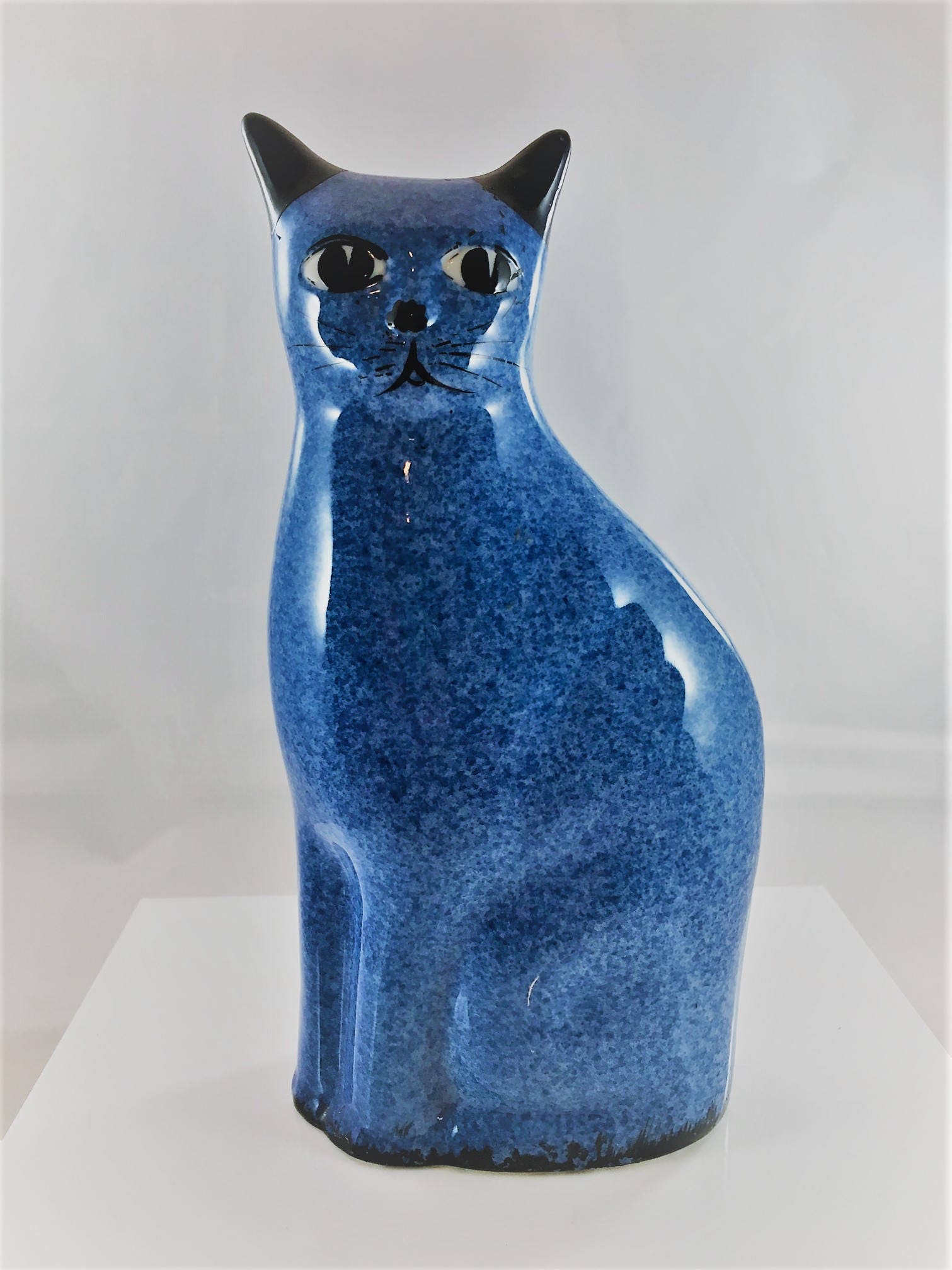Vintage Ceramic Cat Statue N.S. Gustin