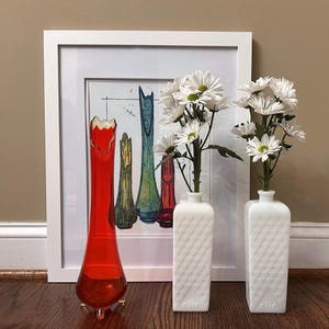 L.E. Smith Glass Swung Vase - Simplicity Line - Three-Leg - Flame/Amberina - MCM Decor