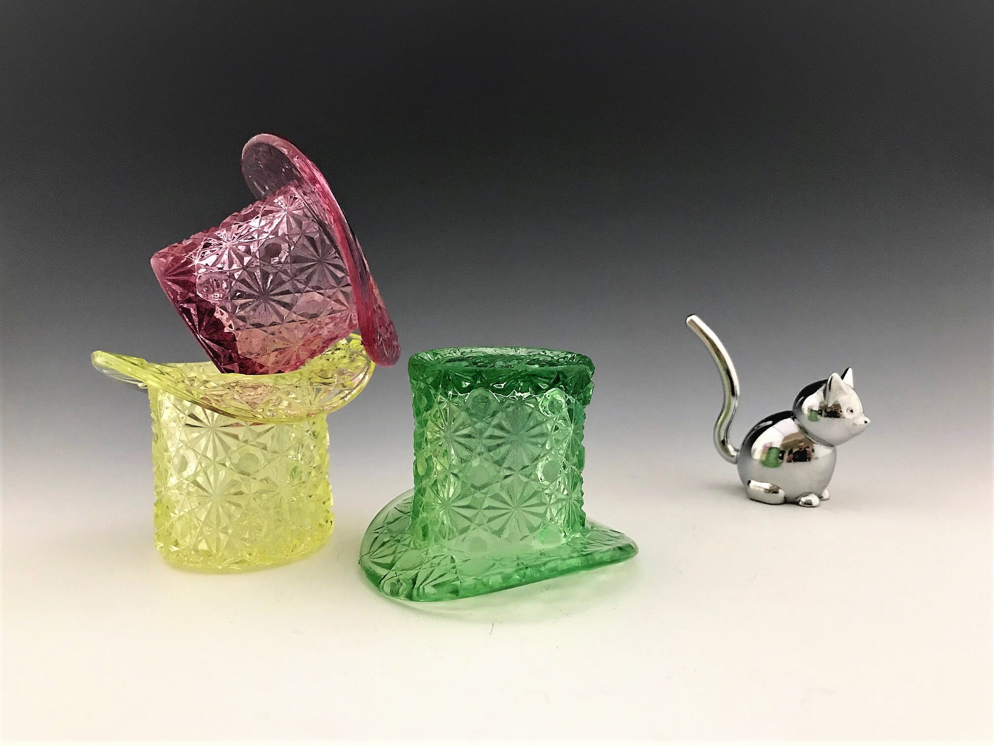 Collection of 3 Glass Top Hats Daisy and Button Pattern Vintage