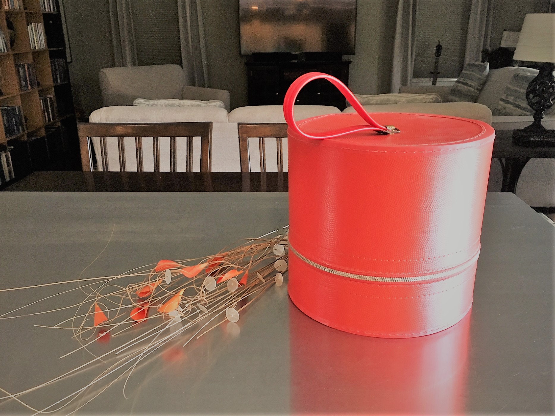 Vintage Red Hat Box Round Vinyl Wig Case Travel Case Zippered