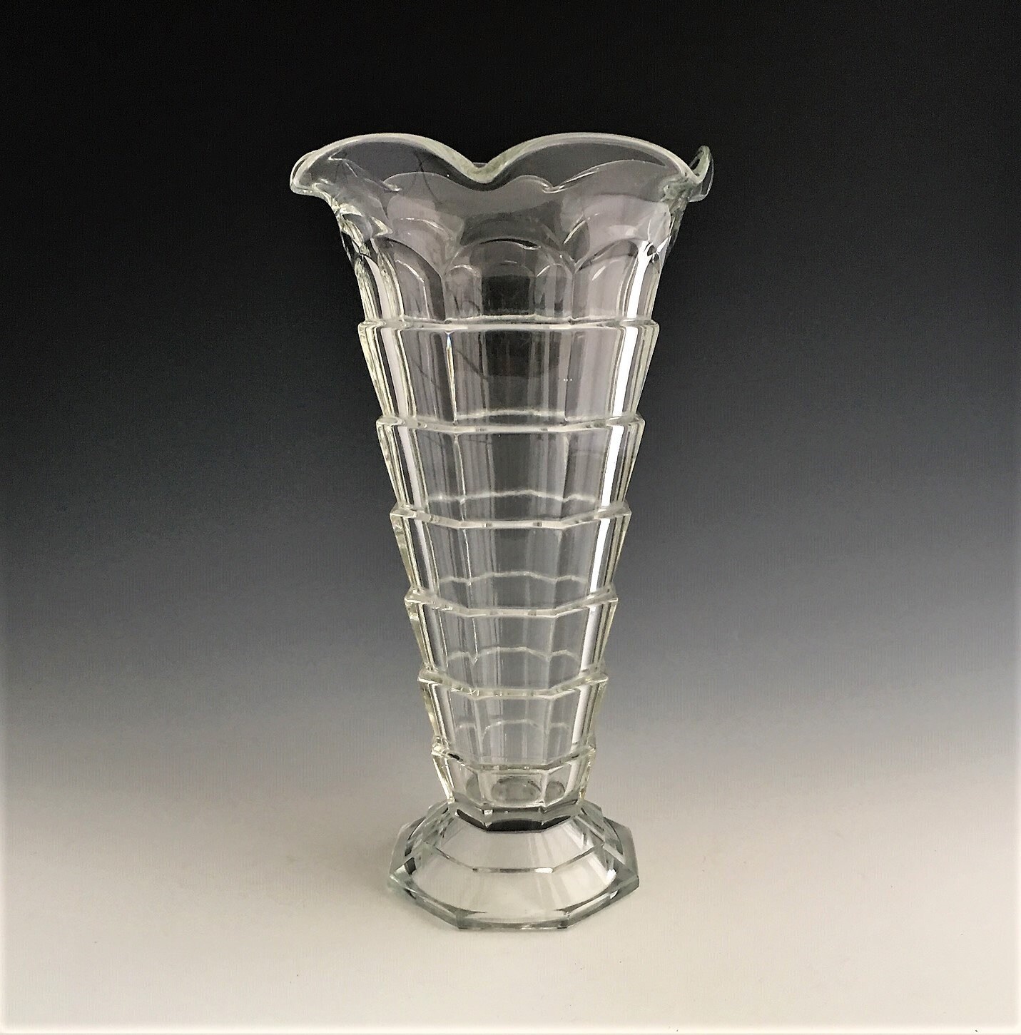 Indiana Glass Tea Room 600 Vase Depression Glass Vase 9 1 2