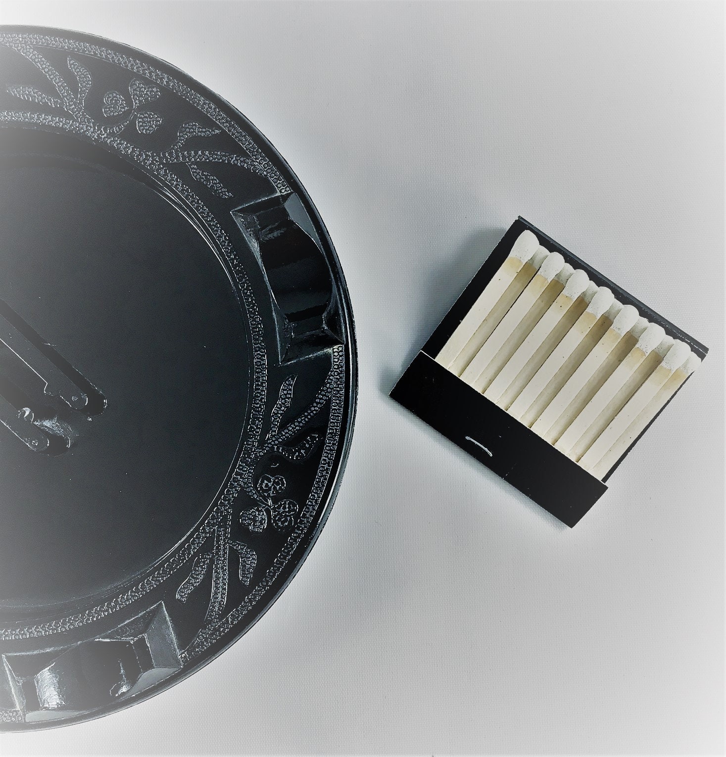 Vintage Black Glass Ashtray Clover or Shamrock Pattern Matchbook