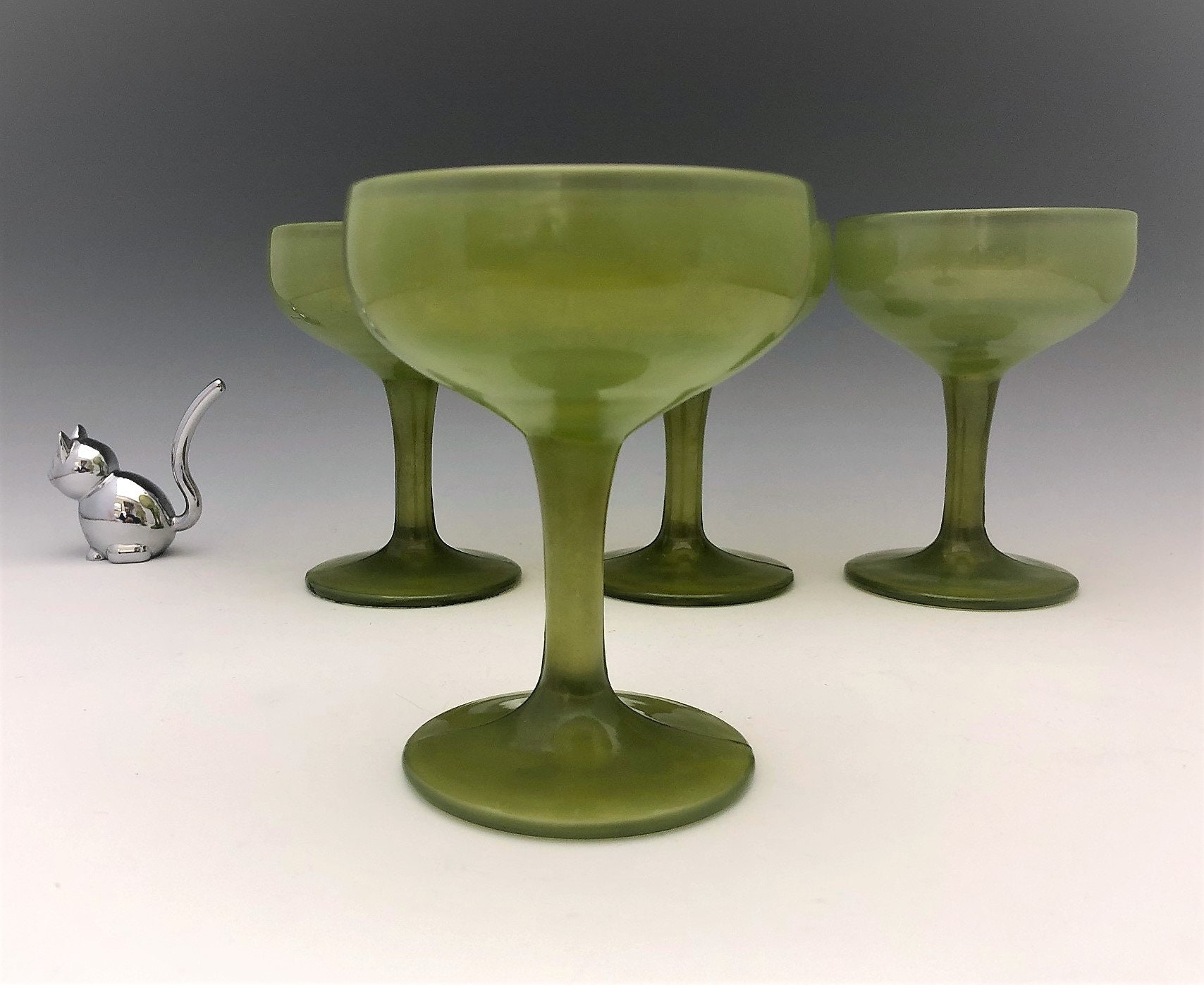 Set of Four Retro Green Champagne Coupes Snazzy Vintage Green Glasses