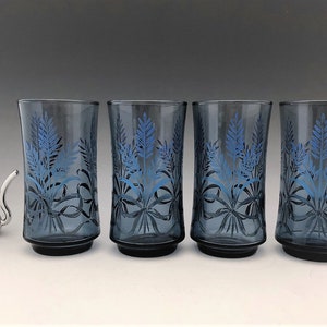 Set of 4 Libbey Bolero Glasses With Wheat Ribbon Decoration