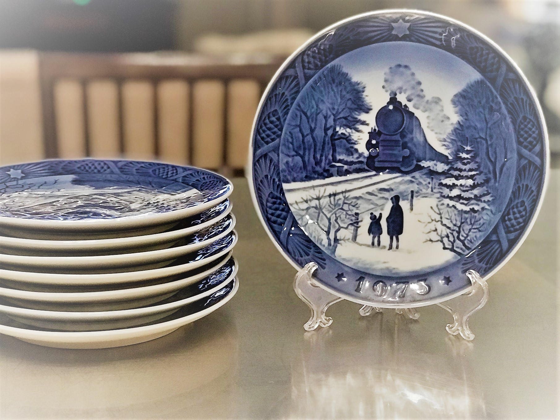 Royal Copenhagen Christmas Plate 1973 Going Home For Christmas