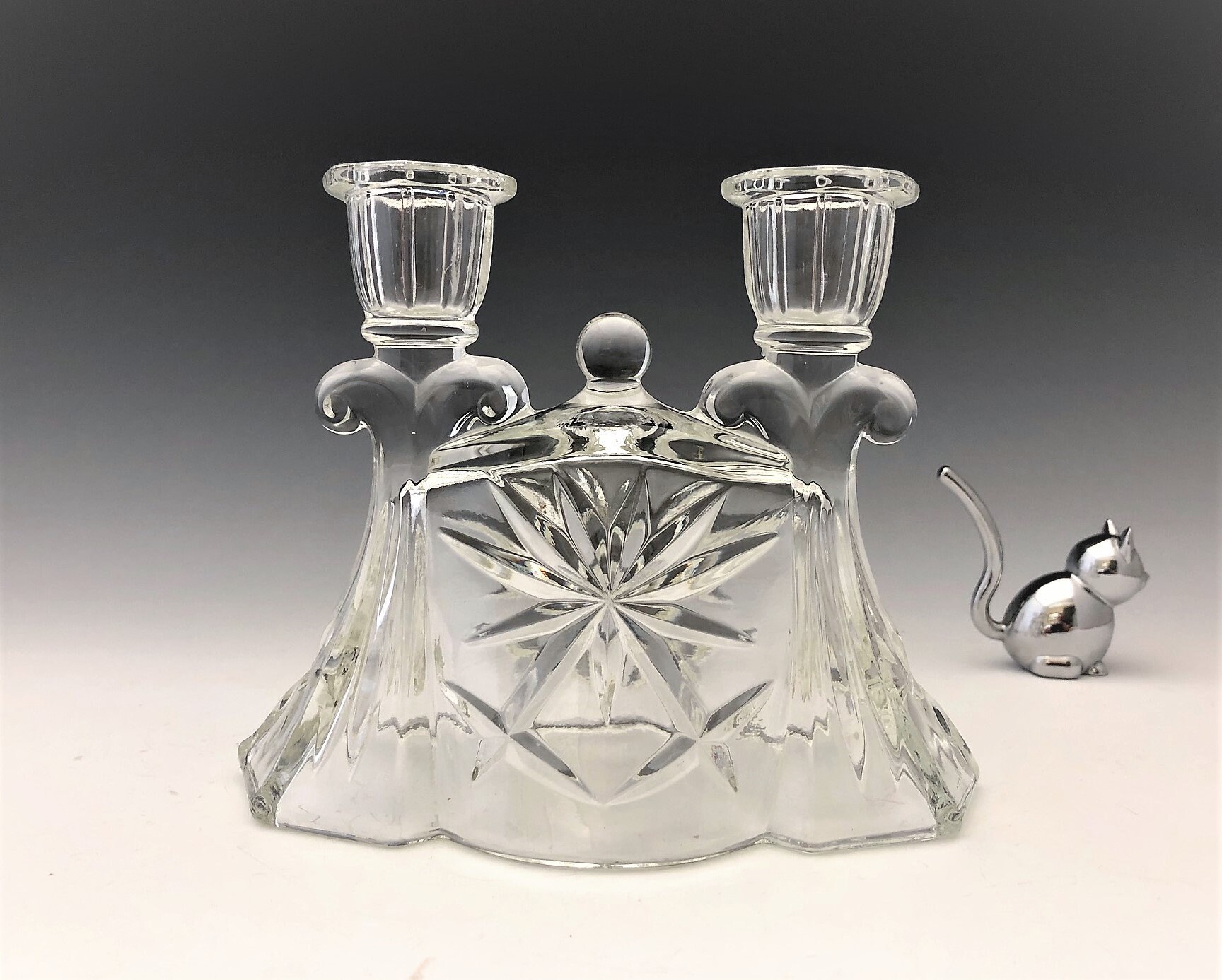 Anchor Hocking No. 784 Early American Prescut (EAPC) Twin