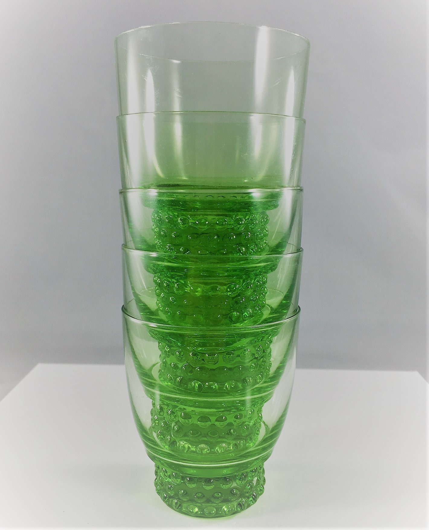 stackable plastic glasses