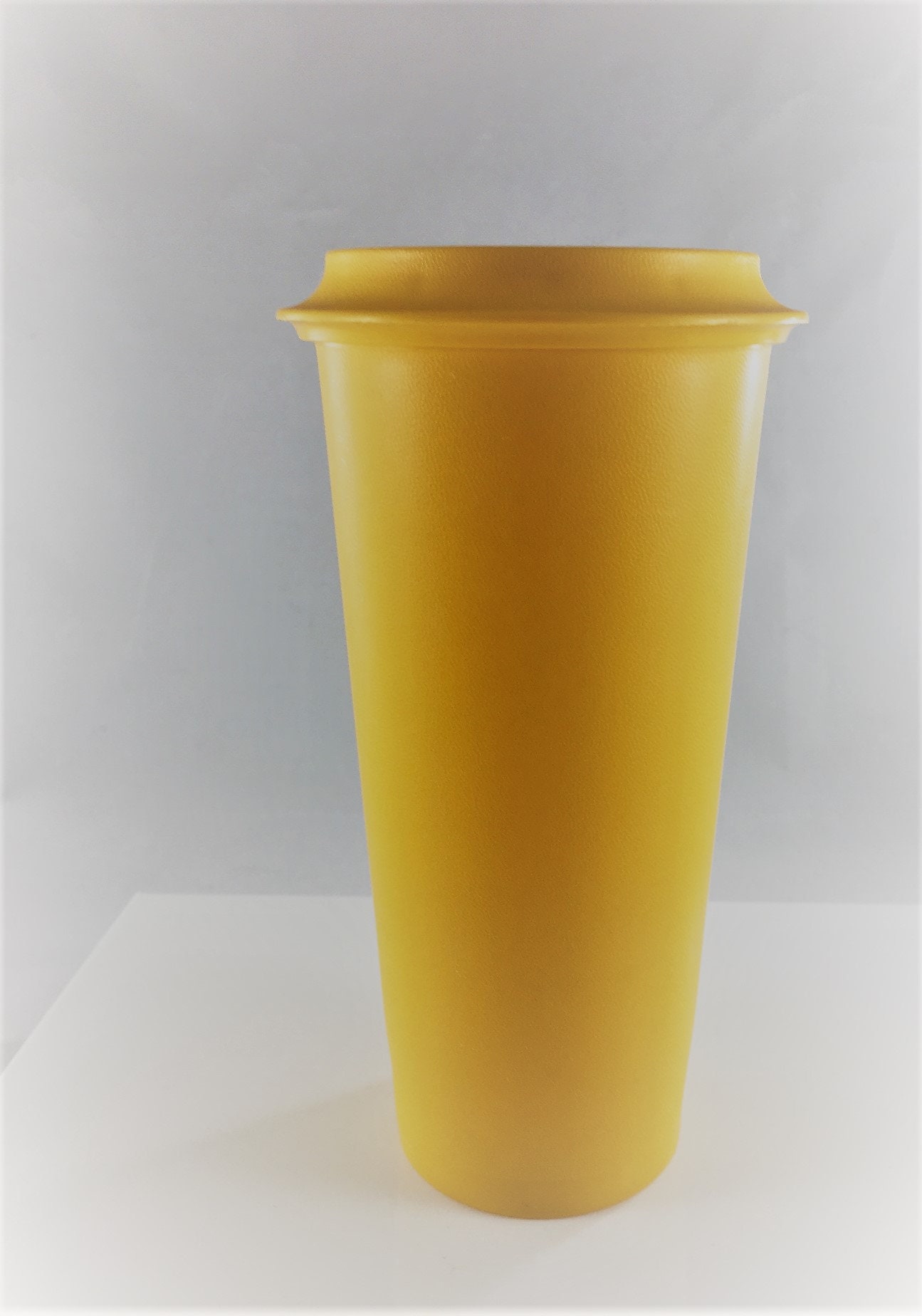Set of 4 Vintage Tupperware Tumblers (1348) and Matching ...