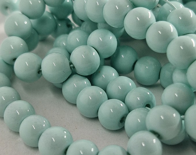 Polaris round pearl glass beads 10 mm bag of 22 beads