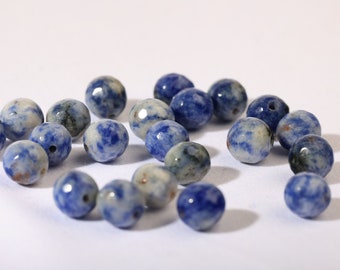 Pierres naturelles Sodalite et Microcline 8mm facettées Bleu foncé-blanc x 23 perles