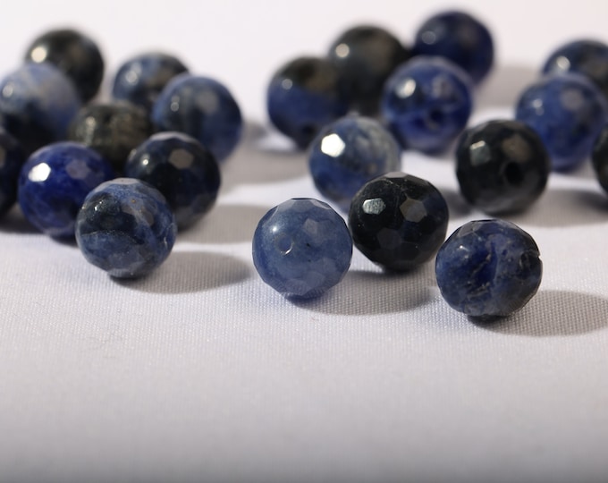Natural stones Sodalite 8mm faceted California Blue x 23 beads