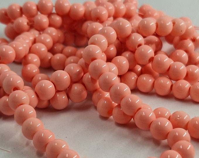 Polaris round pearl glass beads 10 mm bag of 22 beads