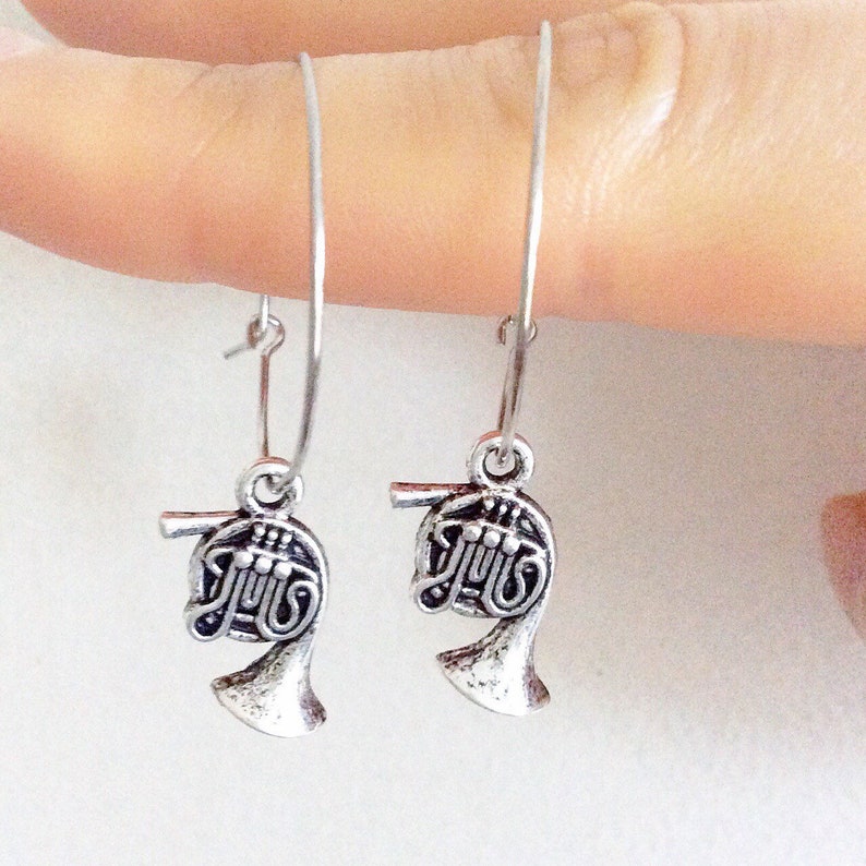 Small Hoop Silver French horn earrings handmade boho hippie y2k 90s 00s stylish cute hoop pendant earrings