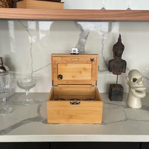 Large Bzz Box Stash Set | Rolling Tray l 3 Stash Jars l Smoking Accessories | Smell Proof Box | Boxes & Bins | Wooden Box | Storage & Organization | Bzz Box | Lock Box | Collectibles | Home & Living | Smoking Gift Idea | Large Stash Box custom HexBee