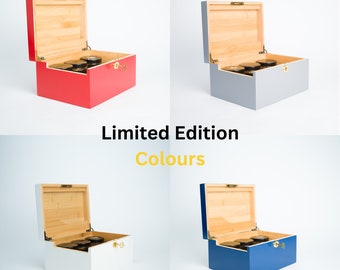 Vente de boîtes cachées - Grande boîte Bzz colorée avec plateau à roulettes coulissant, 3 bocaux et serrure à clé squelette - boîte en bois - anti-odeurs