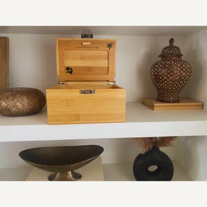 Free Shipping - OG Stash Box -Bamboo Rolling Tray, 3 Glass Stash Jars, Marker, 2 Pokers, Mini Brush, Glass Stash Tube - Smell Proof Lock Box