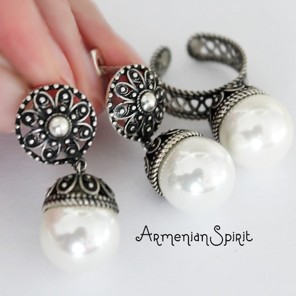 Armenian jewelry White pearl Sterling silver 925 Unusual Artisan jewels Earrings and ring Adjustable White bridal jewellery Wedding vintage