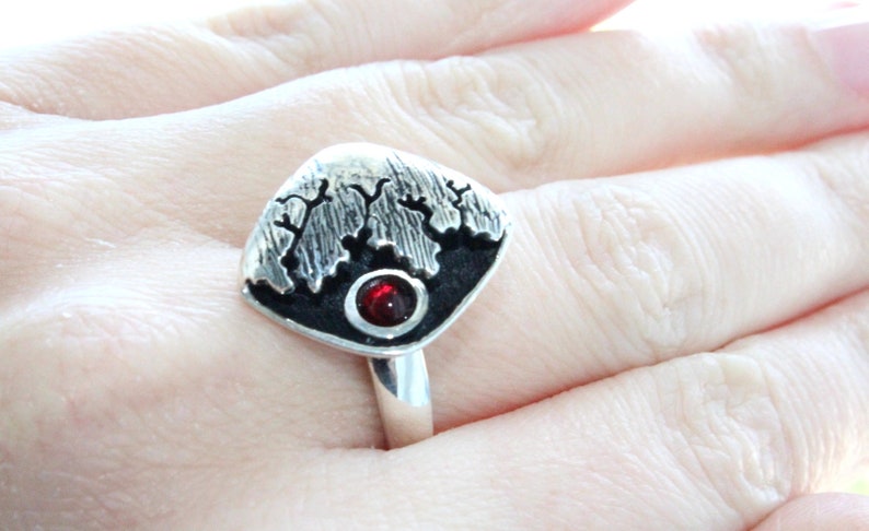 Modern ring Silver 925 Black jewelry with cracks and red stone Dark jewellery Small rings Gifts for silver lover Delicate rings for woman
