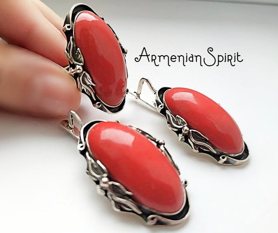 NATURAL Red Coral Earrings and Ring Cabochon 60th Jewelry Vintage