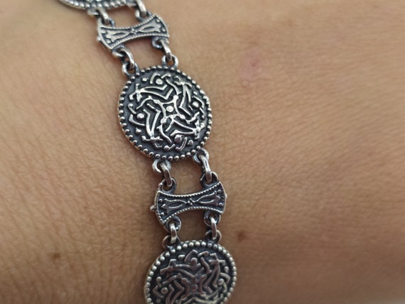 Armenian Bracelet Sterling Silver 925 With Round Details Adjustable With  Chain Lightweight Women Bracelets With Traditional Pattern - Etsy