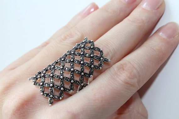 Sterling Silver Marcasite Flower Shield Ring Sterling Silver Marcasite Flower Shield Ring