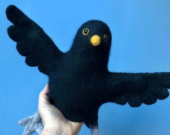 Amsel, handgefertigte Handpuppe aus 100% Wollfilz/Waldorf