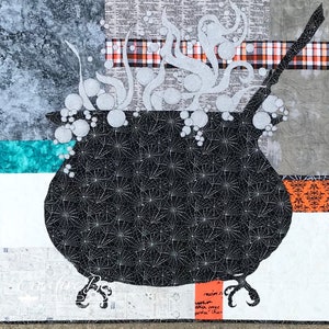 Full image of Somethings Brewing cauldron Halloween quilt.