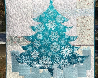 Christmas Applique Designs, Quilt Pattern, Christmas Quilt, Christmas Tree Gifts Applique Quilt Pattern, Use Both Sides