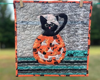 Pumpkin Kitty Quilt Pattern & Halloween Fabric Set - Halloween Fusible Applique