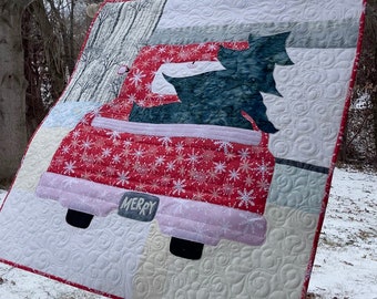 Old Red Truck Christmas Quilt - Make MERRY - the vintage truck quilt, using easy applique designs and both beautiful sides of fabric!