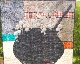 Halloween Cauldron Applique Pattern, Quilted Wall Hanging
