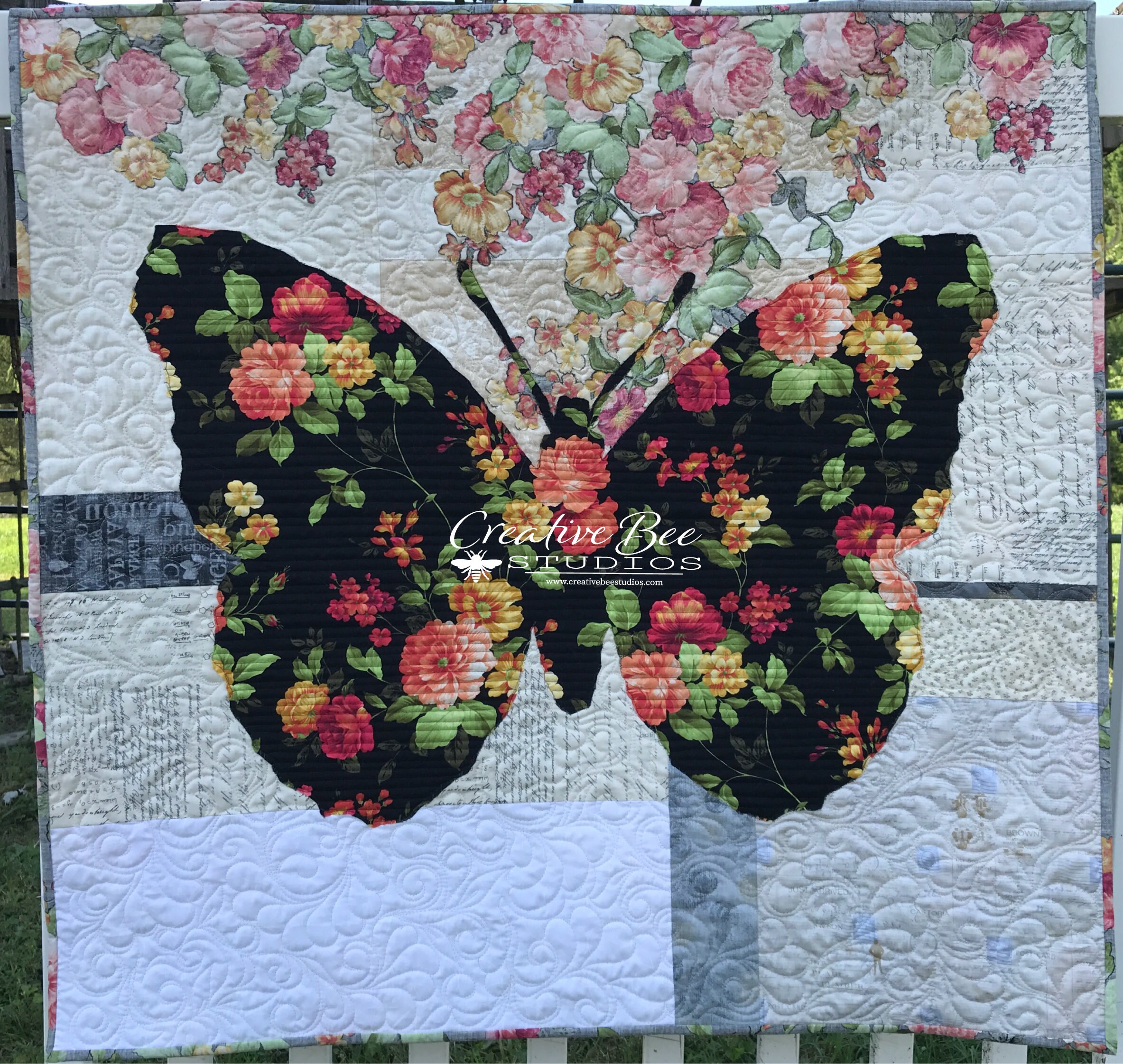 Butterfly Flower Applique Wallhanging Mini Quilt - Keri Quilts