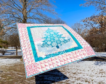Modello per trapunta da parete con albero di Natale – Design con applicazioni JOYFUL (60 x 60 pollici)