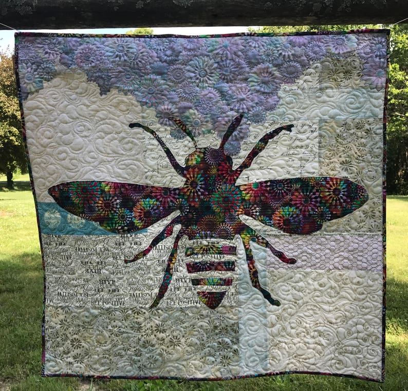 Quilt Pattern Bee Quilt Phoebee Wall Hanging Quilted Wall Etsy