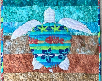 Sea Turtle Applique Pattern - SEAMORE, an adorable baby sea turtle, is an fun, easy quilt to make!