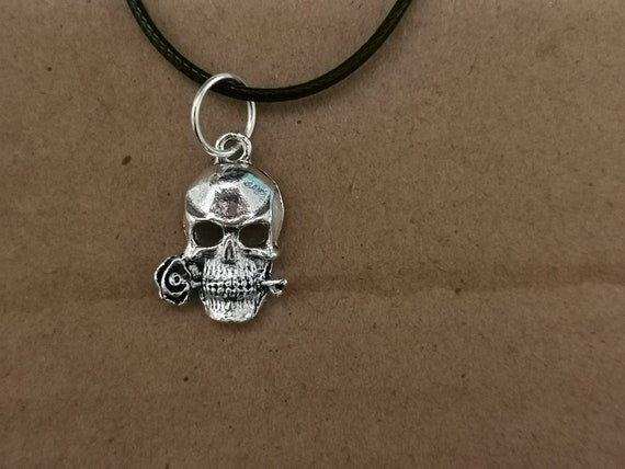 Skull Rose Necklace - Etsy