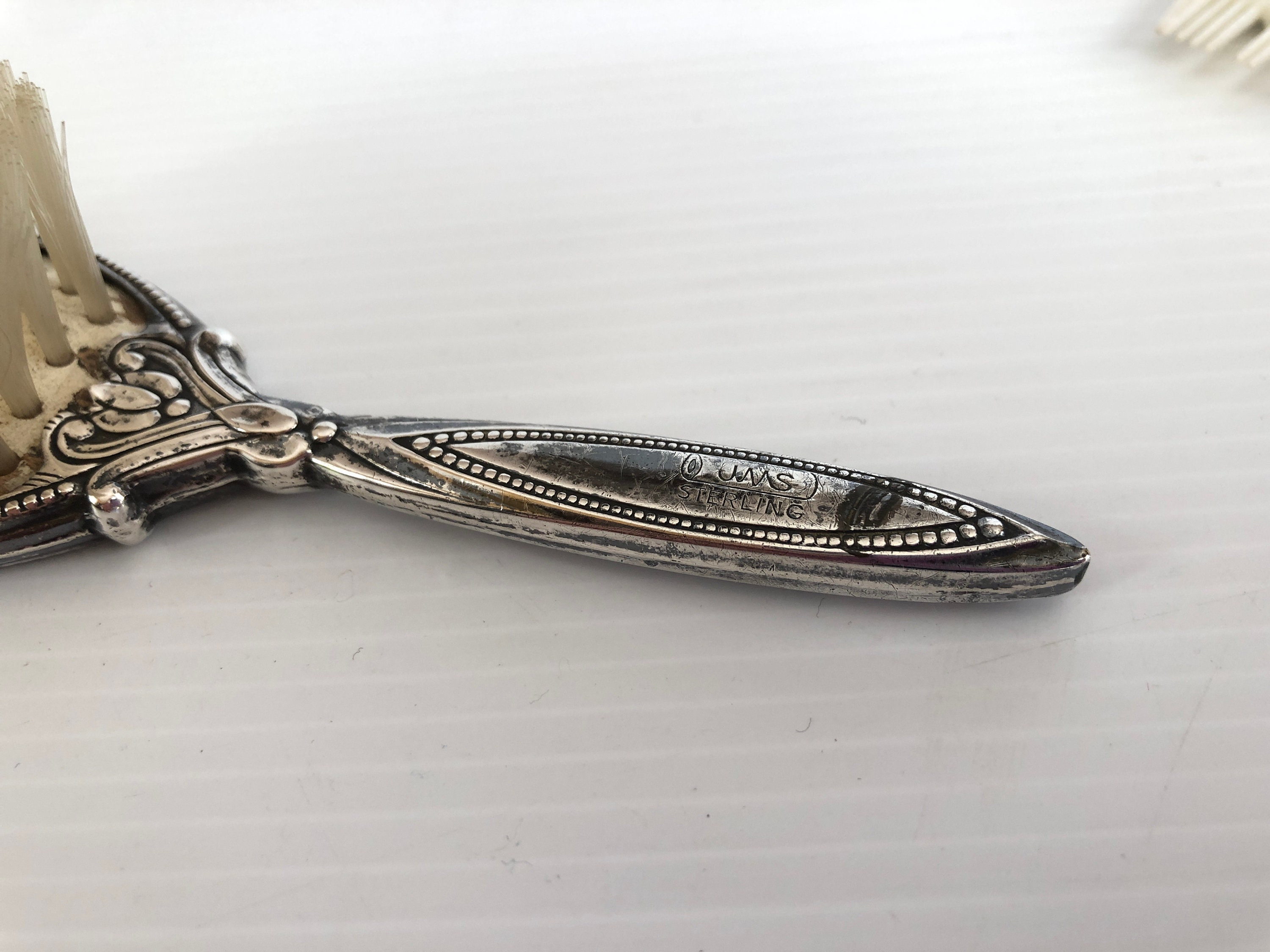 Antique Horse Hair Brush (JAS) Antique Horse Hair Brush (JAS)