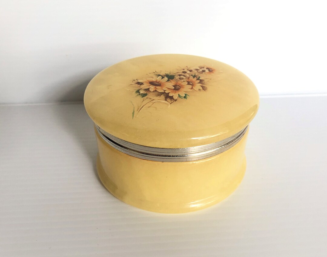 Vintage Alabaster Jewelry Box, Round Hinged Eggshell Color Trinket Box