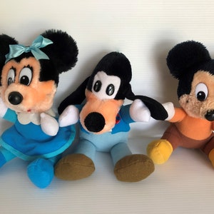 Vintage Set of 3 Mickey&#39;s Christmas Carol Plush Dolls, Mickey, Minnie and Goofy