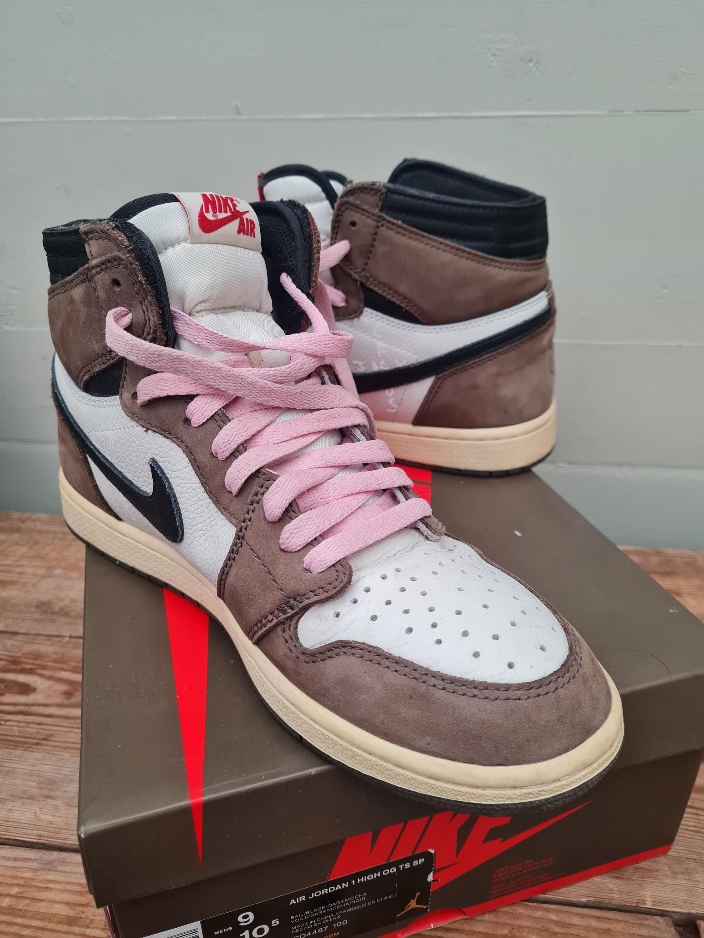 travis scott air force replica