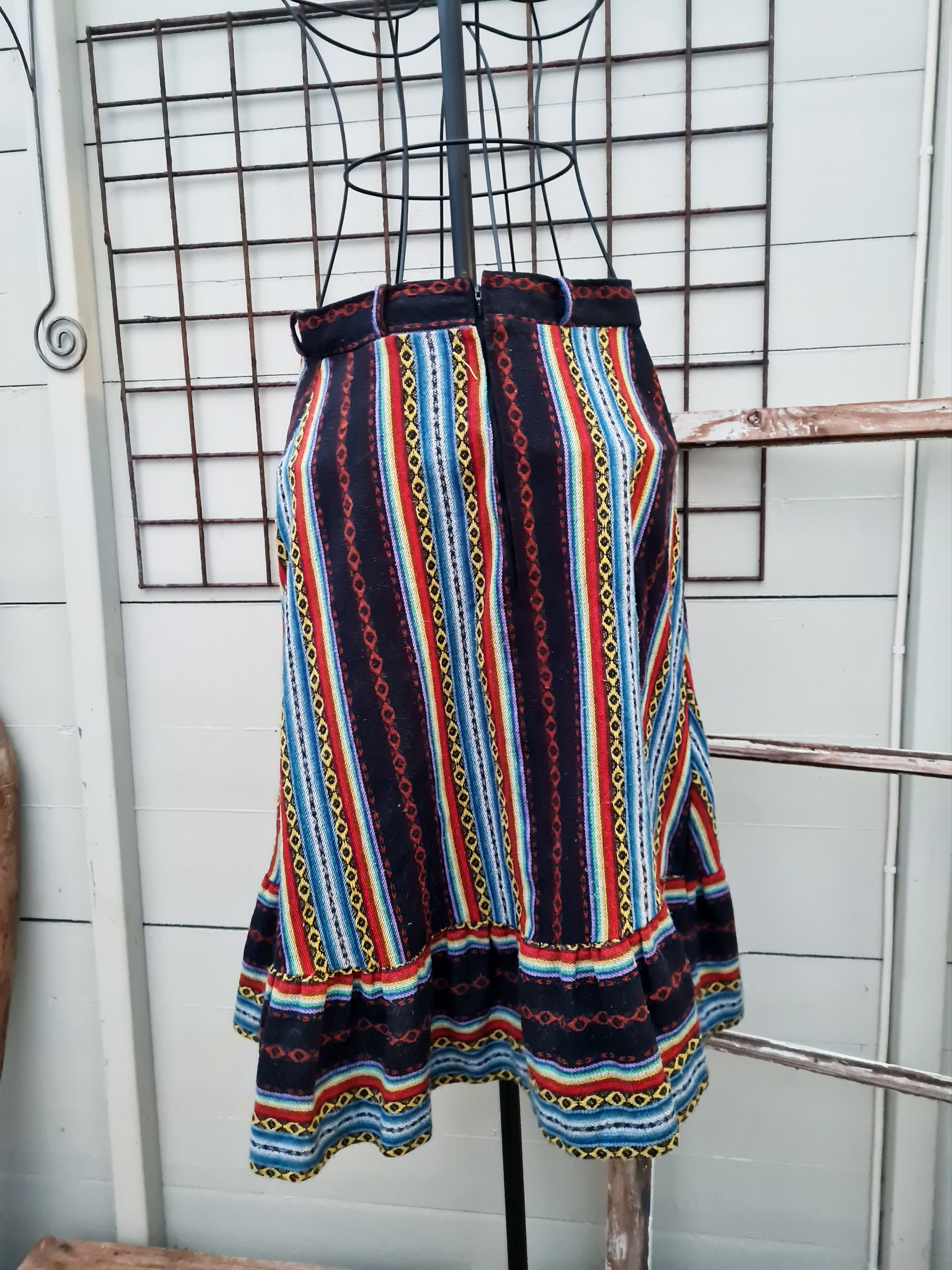 70s knee length skirt 2025