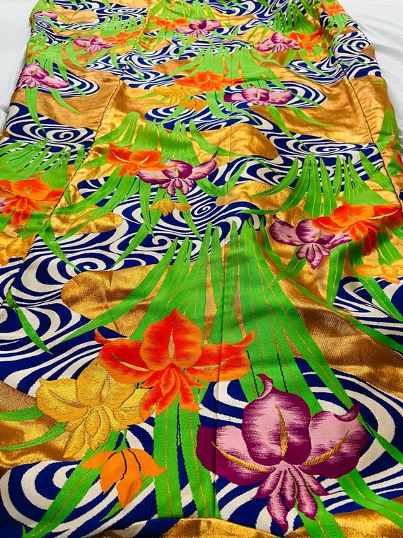 1940's Embroidered Japanese Silk Ceremonial Kimono - image 10