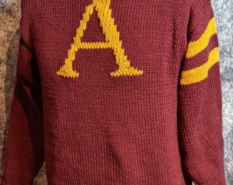 Gestrickter Monogramm Pullover: Benutzerdefinierte Initiale, Unisex Pullover
