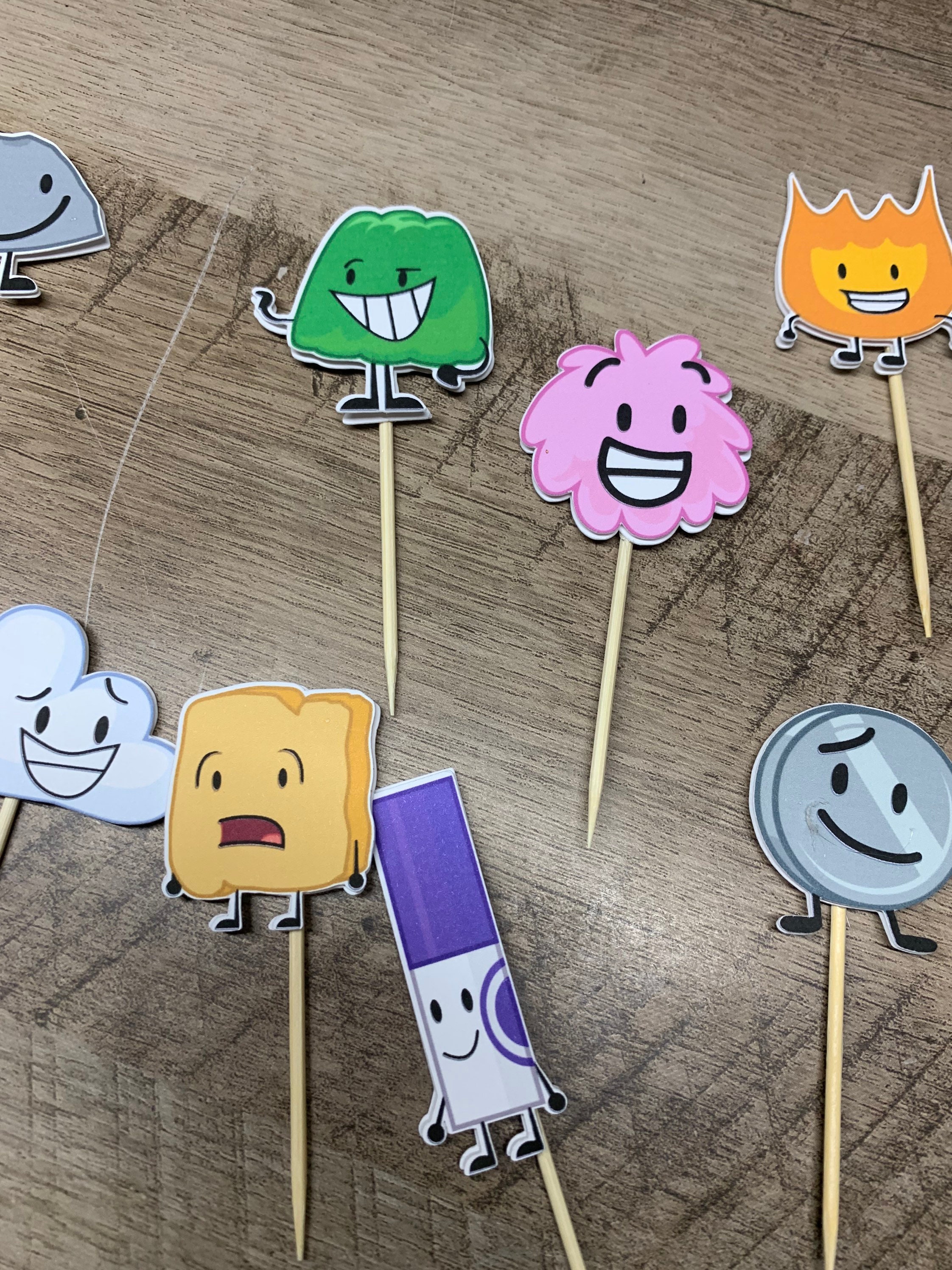 Set of 12 BFDI Cupcake Toppers 2.5 Inches Battle for Dream 