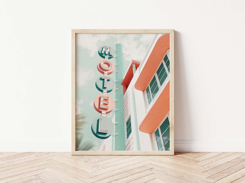 Retro reseaffisch, retro motelltryck, resefotokonst, fotokollagekonst, surrealismkonst, retro väggkonst, digitaltryck, utskrivbar konst bild 1